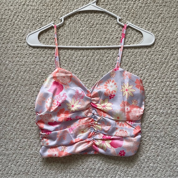 Two piece floral set with top and matching skirt - Picture 5 of 10